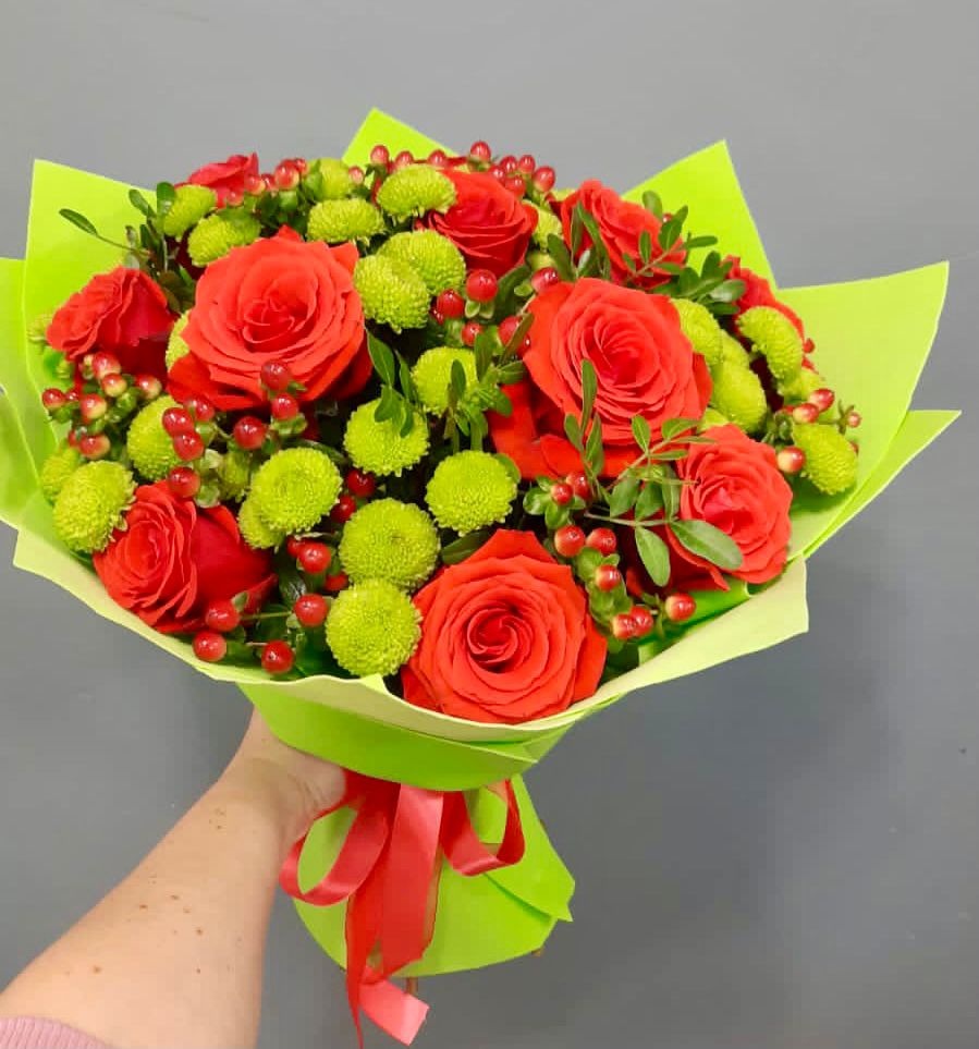 Букет цветов из: Хризантемы и Розы в Паниково