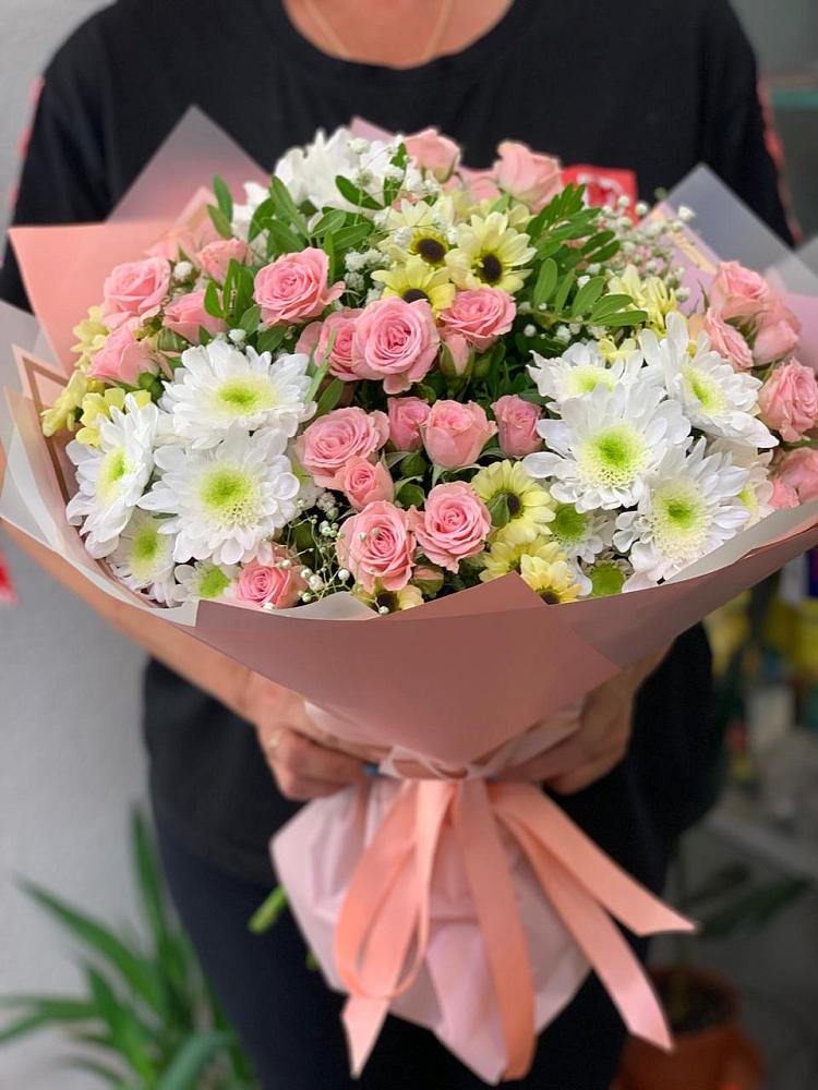 Букет цветов из: Розы и Хризантемы в Паниково