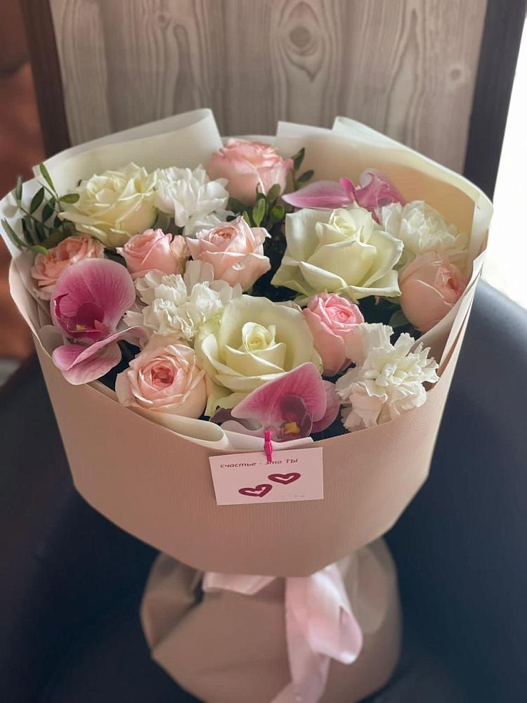 Букет цветов из: Орхидеи, Розы и Гвоздики в Паниково