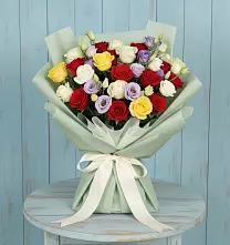Букет цветов из:  Розы в Паниково