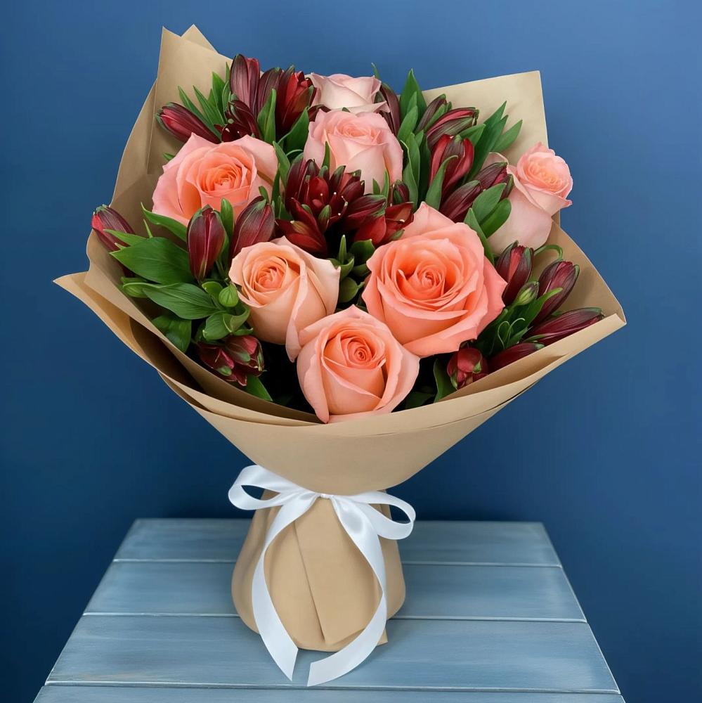 Букет цветов из: Розы и Альстромерии в Паниково