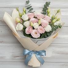 Букет цветов из:  Лизиантусы в Паниково