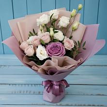 Букет цветов из:  Розы и Лизиантусы в Паниково