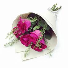 Букет цветов из:  Розы в Паниково