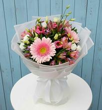 Букет цветов из:  Герберы, Альстромерии и Лизиантусы в Паниково
