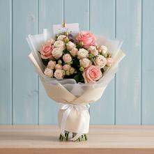 Букет цветов из:  Розы в Паниково