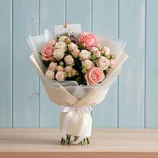 Букет цветов из:  Розы в Паниково